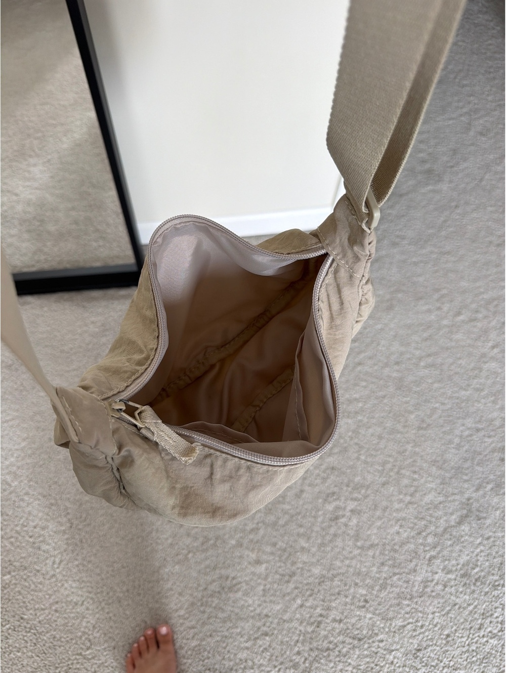 Crescent Shoulder Bag - Picture 2 of 3
